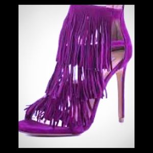 Steve Madden fuchsia suede fringed heels